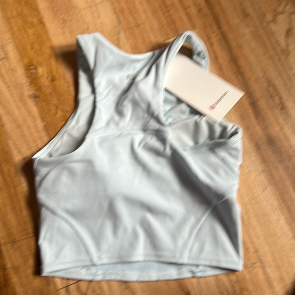 LULULEMON invigorate train tank NWT - Picture 2 of 2